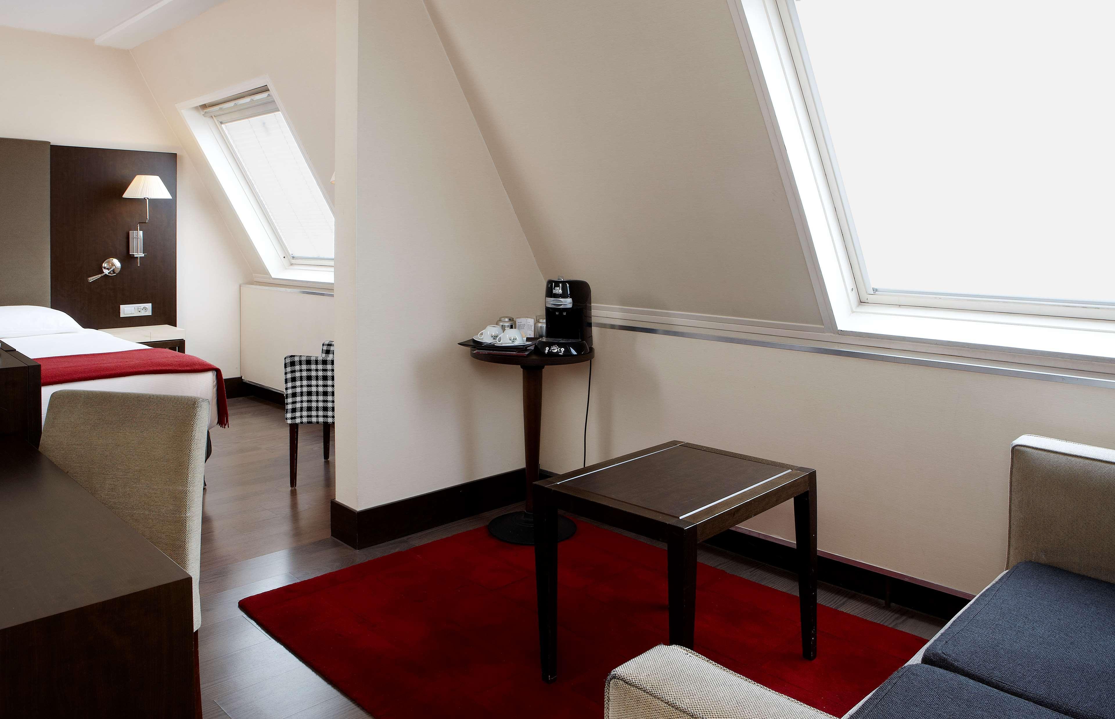 Nh Brussels Louise Hotel Saint-Gilles Bagian luar foto