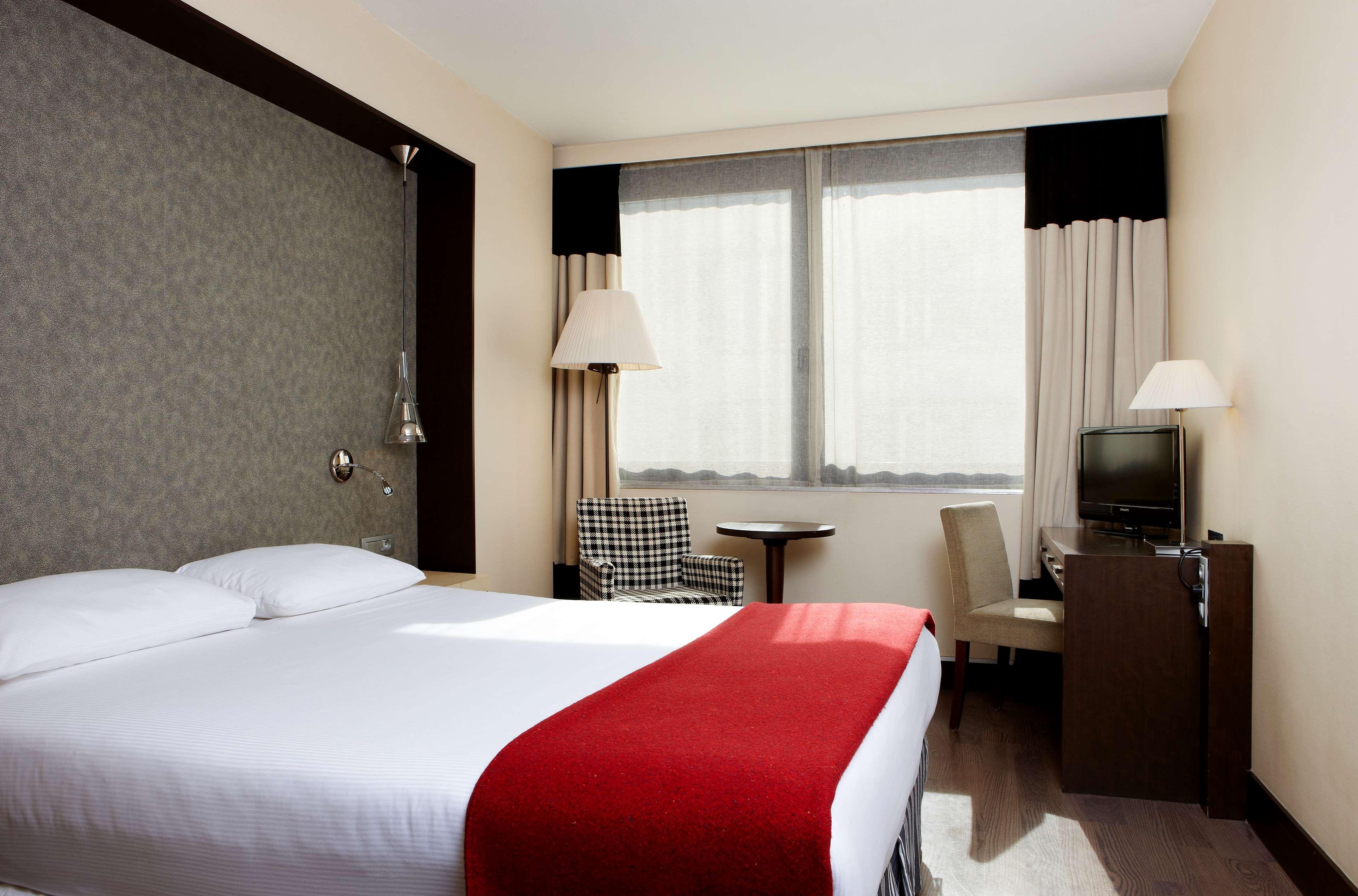 Nh Brussels Louise Hotel Saint-Gilles Bagian luar foto