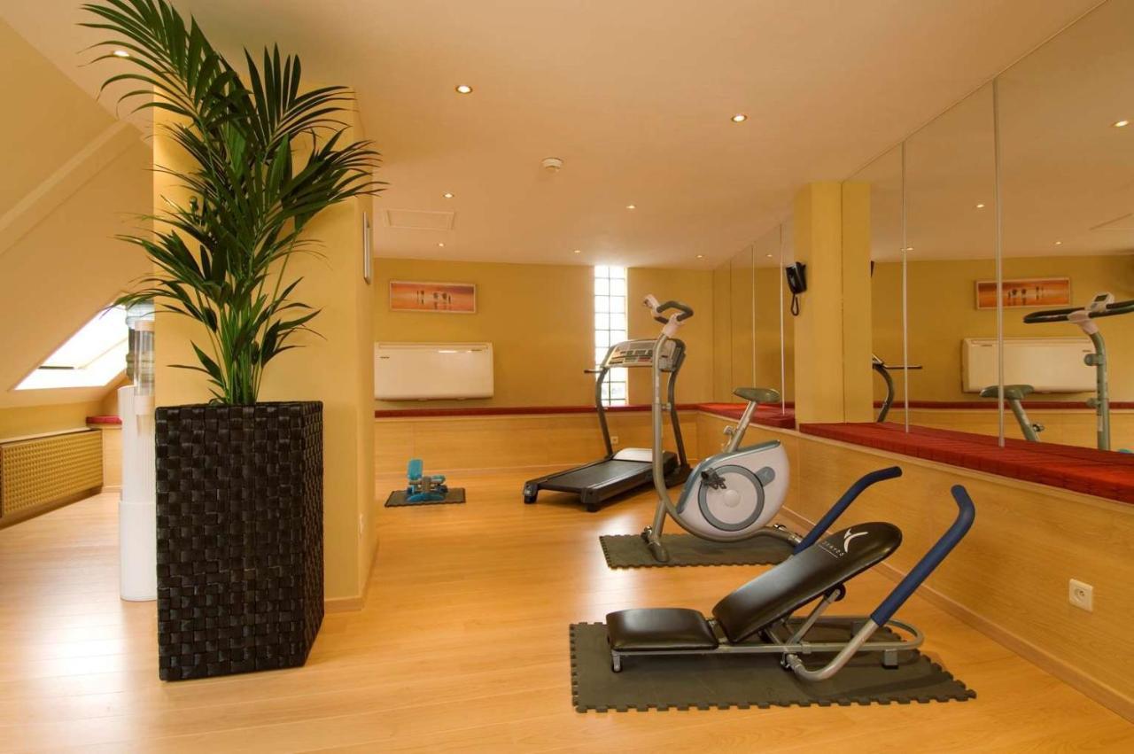 Nh Brussels Louise Hotel Saint-Gilles Bagian luar foto