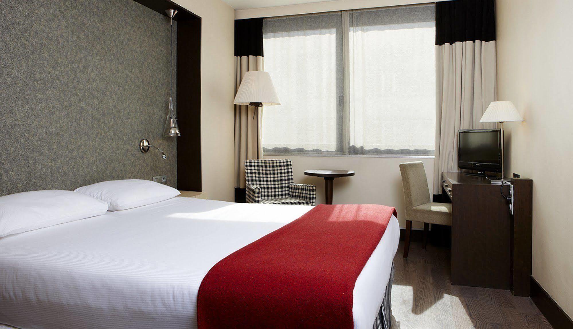 Nh Brussels Louise Hotel Saint-Gilles Bagian luar foto